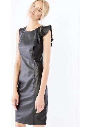 Шкіряна сукня міні чорна приталена mohito 34 хс