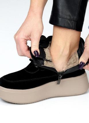Жіночі черевики замшеві на платформі танкетці зимові черевики теплі на хутрі натуральний