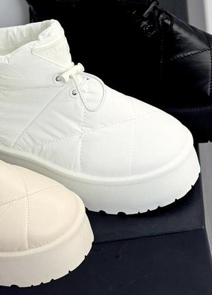 Стильные женские текстильные белые угги зимние теплые на меху зима