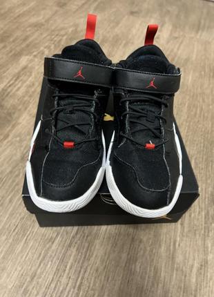 Високі кросівки nike jordan