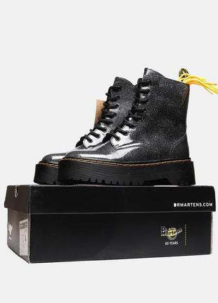 Сапоги в стиле dr.martens