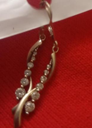 Сережки з діамантами модель tiffany trickle