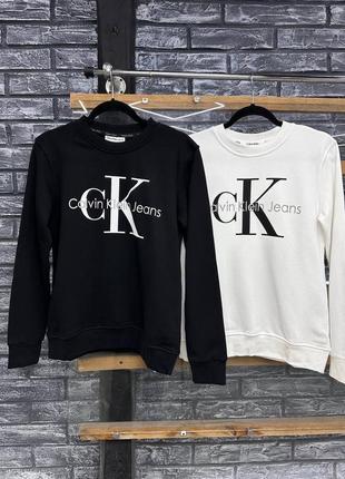 Жіночий брендовий світшот calvin klein
