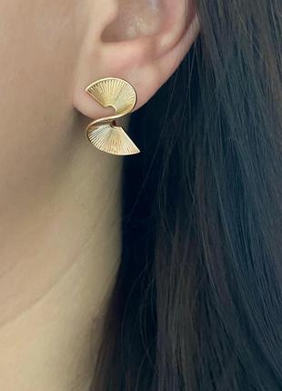 Трендові масивні сережки з мед.золота