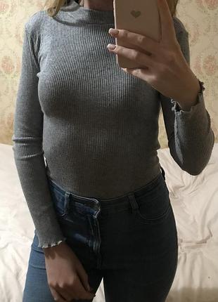 Нова жіноча водолазка в рубчик жіночого кольору розмір xs/s