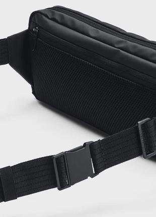 Сумка на пояс ua triumph crossbody 3,5l чорний уні 29x14x5 см