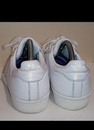 Брендові шкіряні кросівки adidas.5 фото