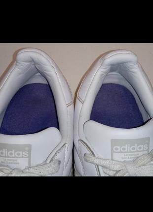 Брендові шкіряні кросівки adidas.8 фото
