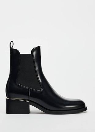 Женские сапоги zara
