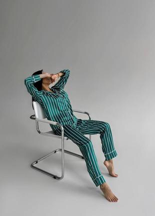 Жіноча шовкова піжама смарагдового кольору2 фото