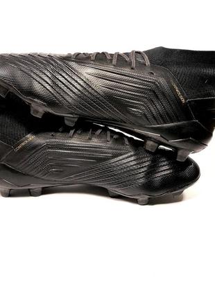 Профессиональные бутсы adidas predator