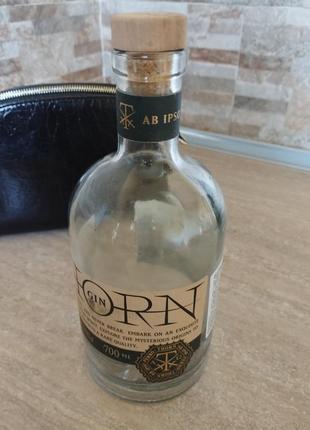 «thorn gin» пустая стеклянная бутылка с пробкой и деревянной крышкой  0,7л декор