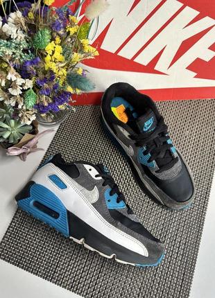 Оригинальные кроссовки dinosaur nike