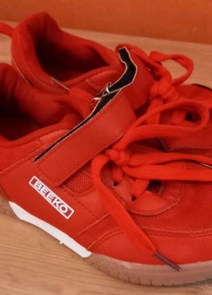 Кроссовки р 35 красные