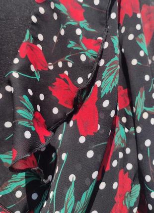 Красивое чёрное плате с красными розами в горох quiz8 фото