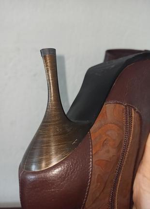 Винтажные женские ботинки на каблуке zingara5 фото