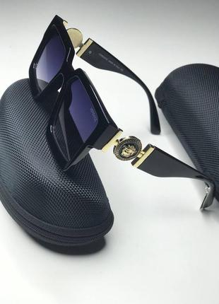 Versace женские солнцезащитные очки1 фото
