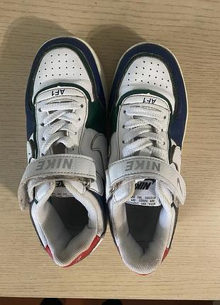 Кросівки nike