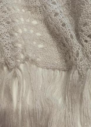 Шарф палантин шаль снуд ручна робота, з люрексом,колiр серебристий, ширина-41 см, довжина 142 см.3 фото