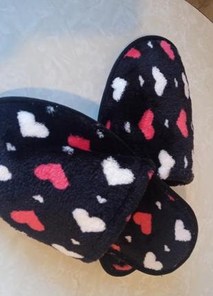 Продам красивые новые шлепанцы 37 размер