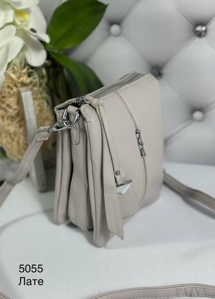 Женская стильная и качественная небольшая сумка из эко кожи латте3 фото