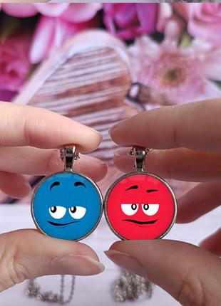 Парні кулони емемдемс 1