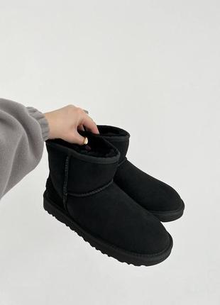 Ugg mini black premiun 2