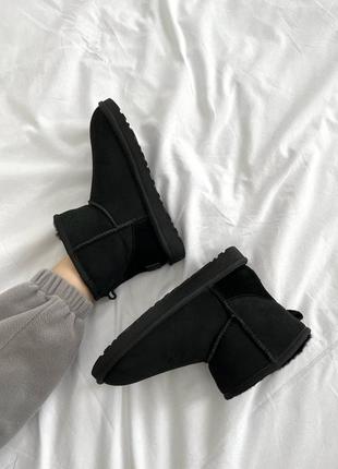 Ugg mini black premiun 7