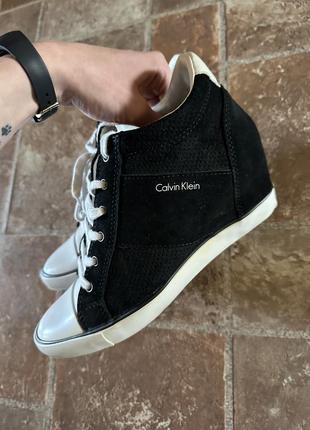 Сникерсы calvin klein