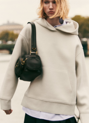 Худи бежевый zara s m