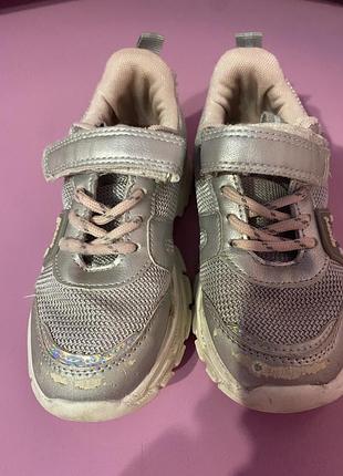 Кроссовки для девочки 2