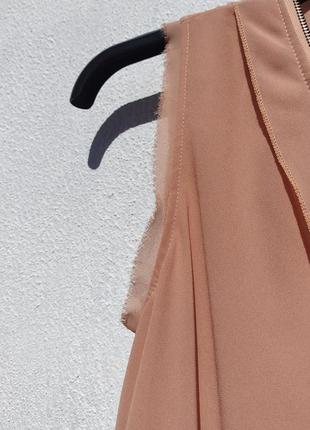 Красивое летнее персиковое платье с поясом danity paris9 фото