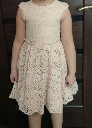Платья для девочек c&a