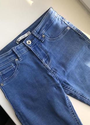 Женские джинсы bershka eur 34
