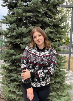 Новогодний свитер "снежинка" без горла (черный)