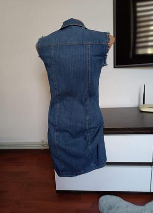 Крутезный джинсовый сарафан mi, размер 40.9 фото