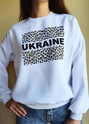 Свитшот с украинскими мотивами