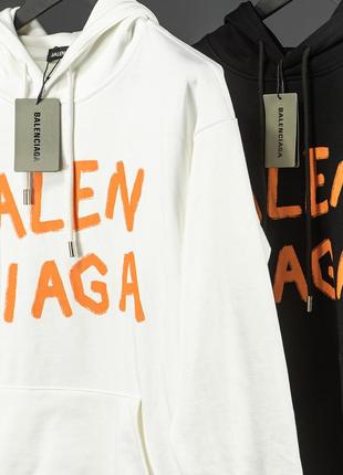Худи от баленсиага