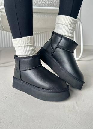 Натуральные угги на платформе угги black