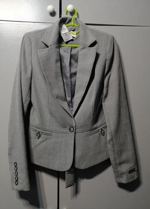 Пиджак р. 8