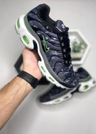 Кросівки чоловічі air max tn plus black dark smoke grey 41