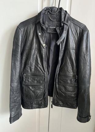Кожаная куртка massimo dutti