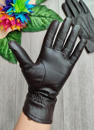 Женские кожаные перчатки isotoner medium2 фото