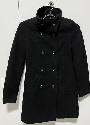 Женское пальто bershka