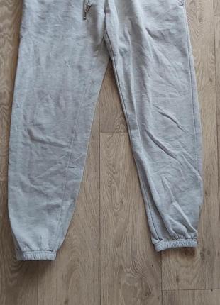 Спортивные штаны утепленные s