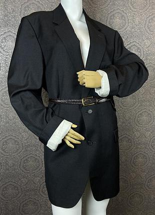 Пиджак с мужского плеча burberry
