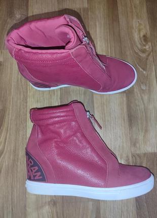 Ботинки сникерсы dkny р.40-41