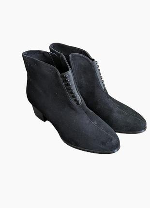 Замшевые туфли женские