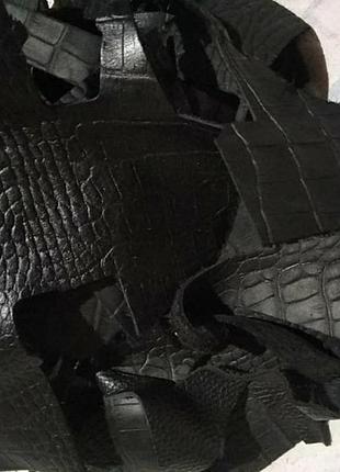 Лоскуты натуральная кожа под крокодила. цена за всё что на фото