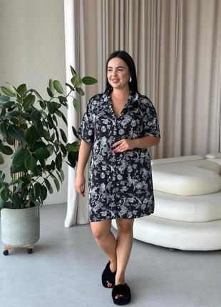 Жіноча чорна сорочка сукня халат з квітами на г'удзиках для дому сну відпочинку шовк армані великі розміри